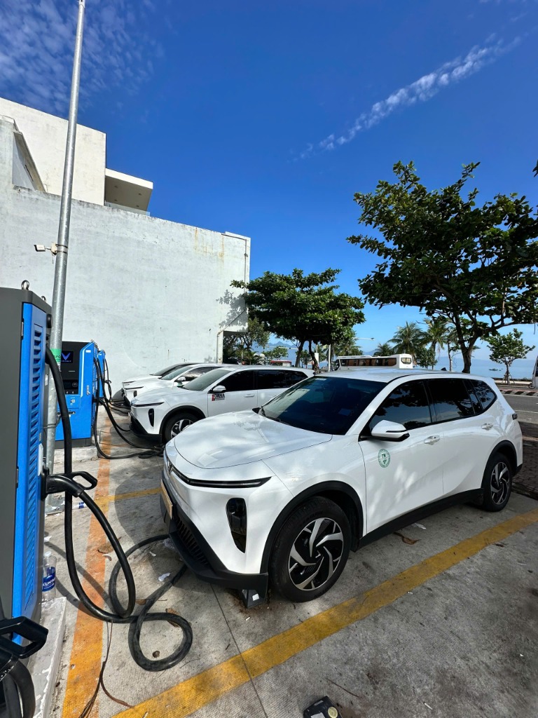 Đội xe điện Limo Green Thăng Bình Đà Nẵng
